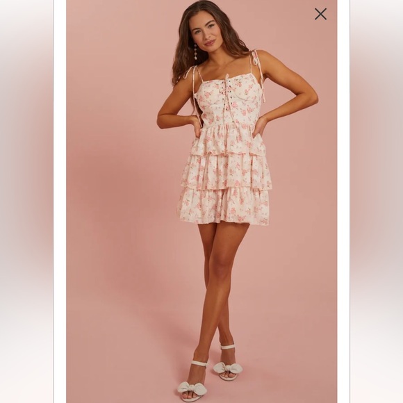 New with tags altard state Amy floral mini dress - Picture 2 of 4